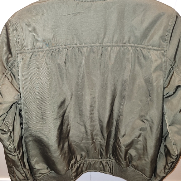 Bomber jacket. Shiny, silky, warm.  Sz sm/med - Picture 3 of 7